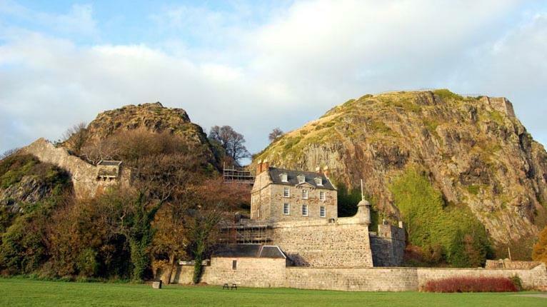 Whiteley'S Cottages Dumbarton Extérieur photo